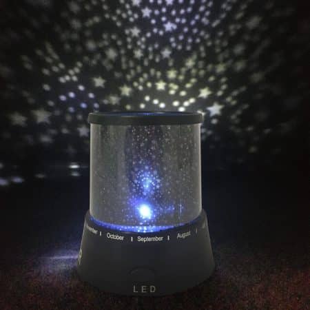 LED-Nachtlicht mit Sternenhimmel