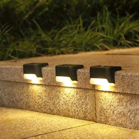 LED Solarzellen Stufenlicht für Treppen, Zäune - Außenlicht- schwarz 4 Stk.